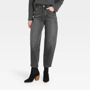 Women's Super-High Rise Tapered Balloon Jeans - Universal Thread Black Wash
